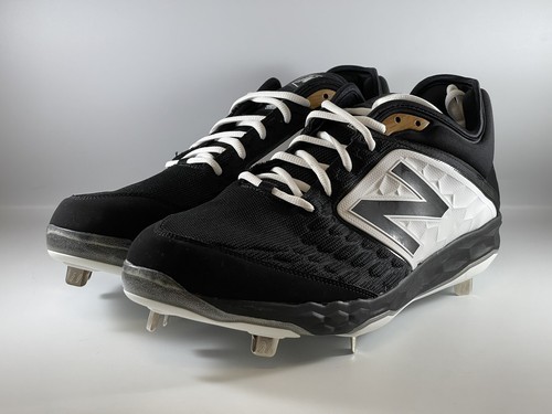 Metal Baseball Cleats Size 