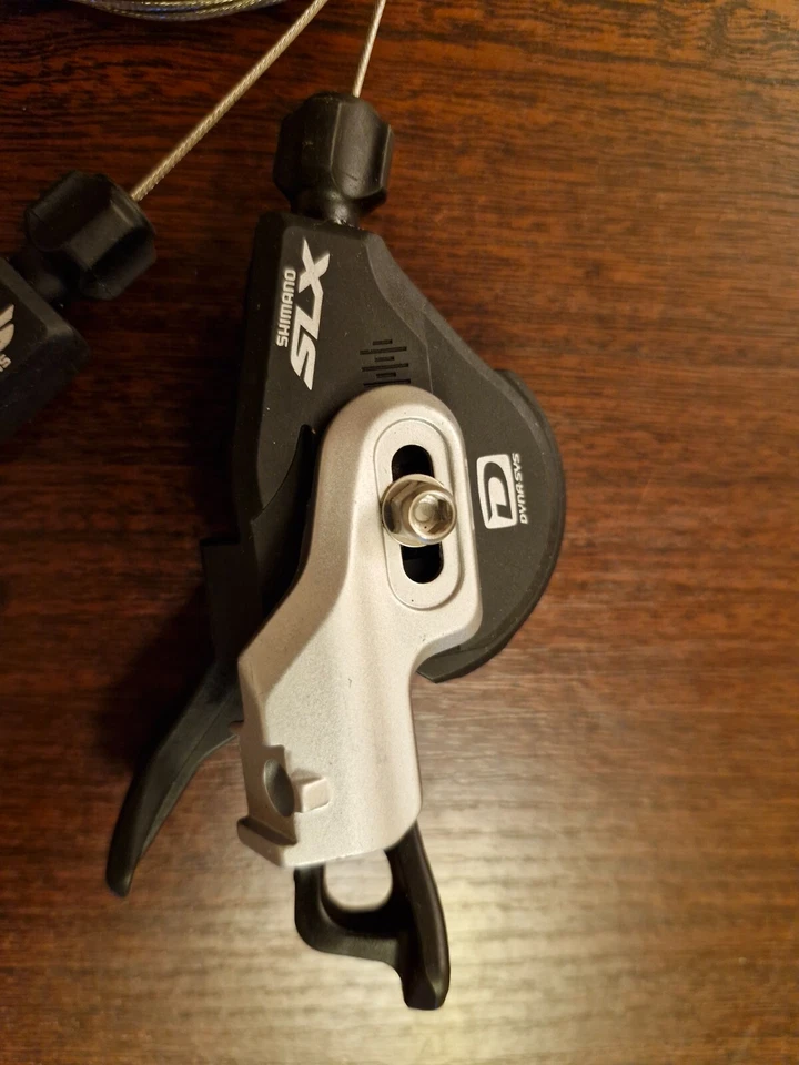 Shimano SLX SL-M670 2/3 x 10 Speed Shifter Trigger I-Spec-B w/o bolt Set - Image 4 of 4