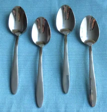 New Oneida MOONCREST Glossy Set of 4 Oval Soup Spoons Stainless Flatware(7 1/8")