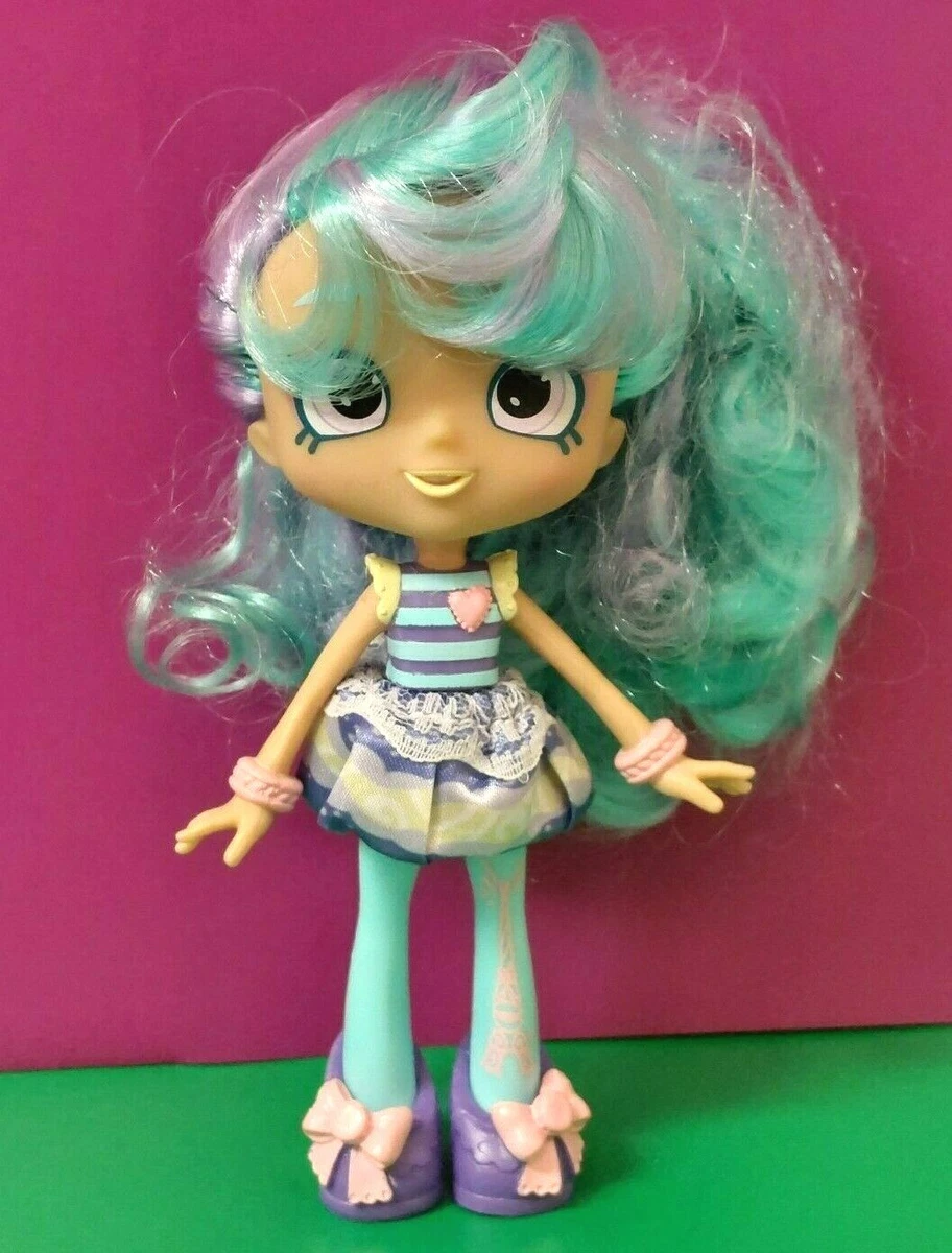 Shopkins Shoppies Macy Macaron World Vacation Doll Outfit Skirt Shoes