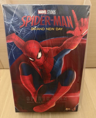 New Hot Toys MMS892 Spider-Man: Brand New Day 1/6 Action Figure in stock
