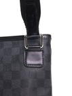 Foto 13 di 22