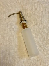 WELLINGTON SOAP DISPENSER Brushed Nickel 552029