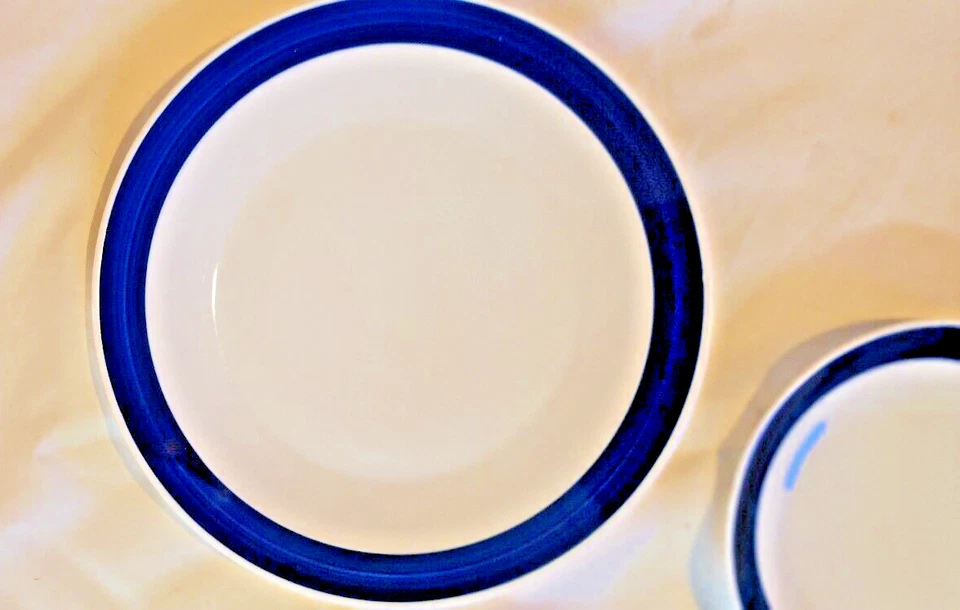 Conjunto de jantar faixa azul e branca real para 3 Mainstays 12 peças - Imagem 2 de 4