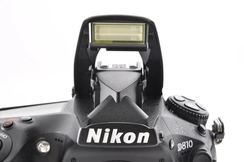 Nikon D810 36.3MP Digital SLR Camera (Only Body) - Picture 8 of 8