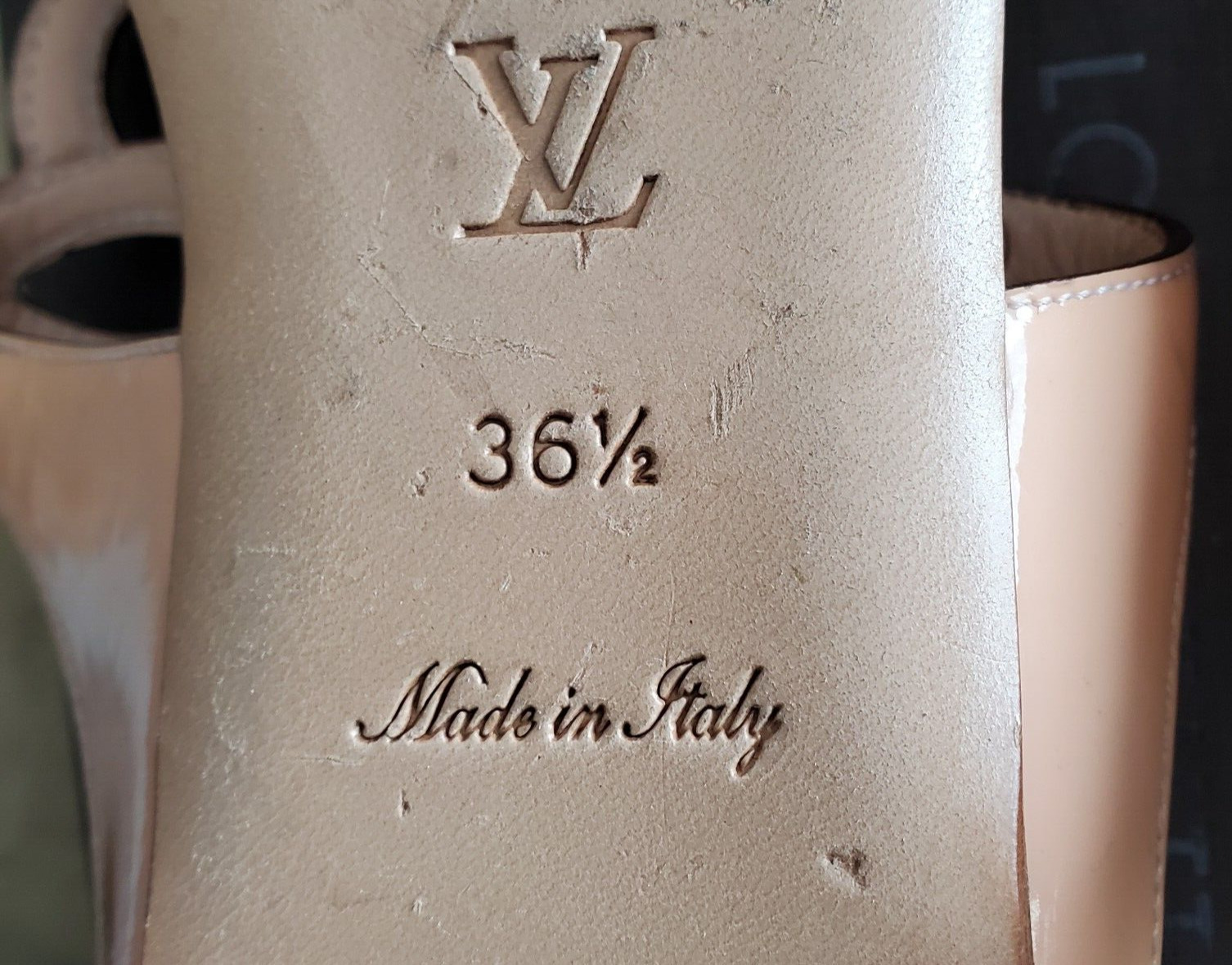 Louis Vuitton Lizard Multistrap Sandals – Right Fashion Encore