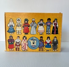 Vintage 1970’s Pencil Box Children of the World General Box Co. USA School 