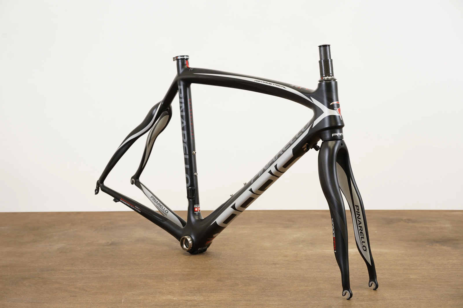 53cm Pinarello Paris Carbon Rim Brake Road Frameset