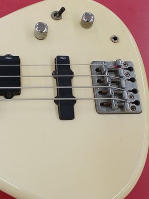 Aria Pro II Deluxe RSB Series White Made in Japan Electric Bass