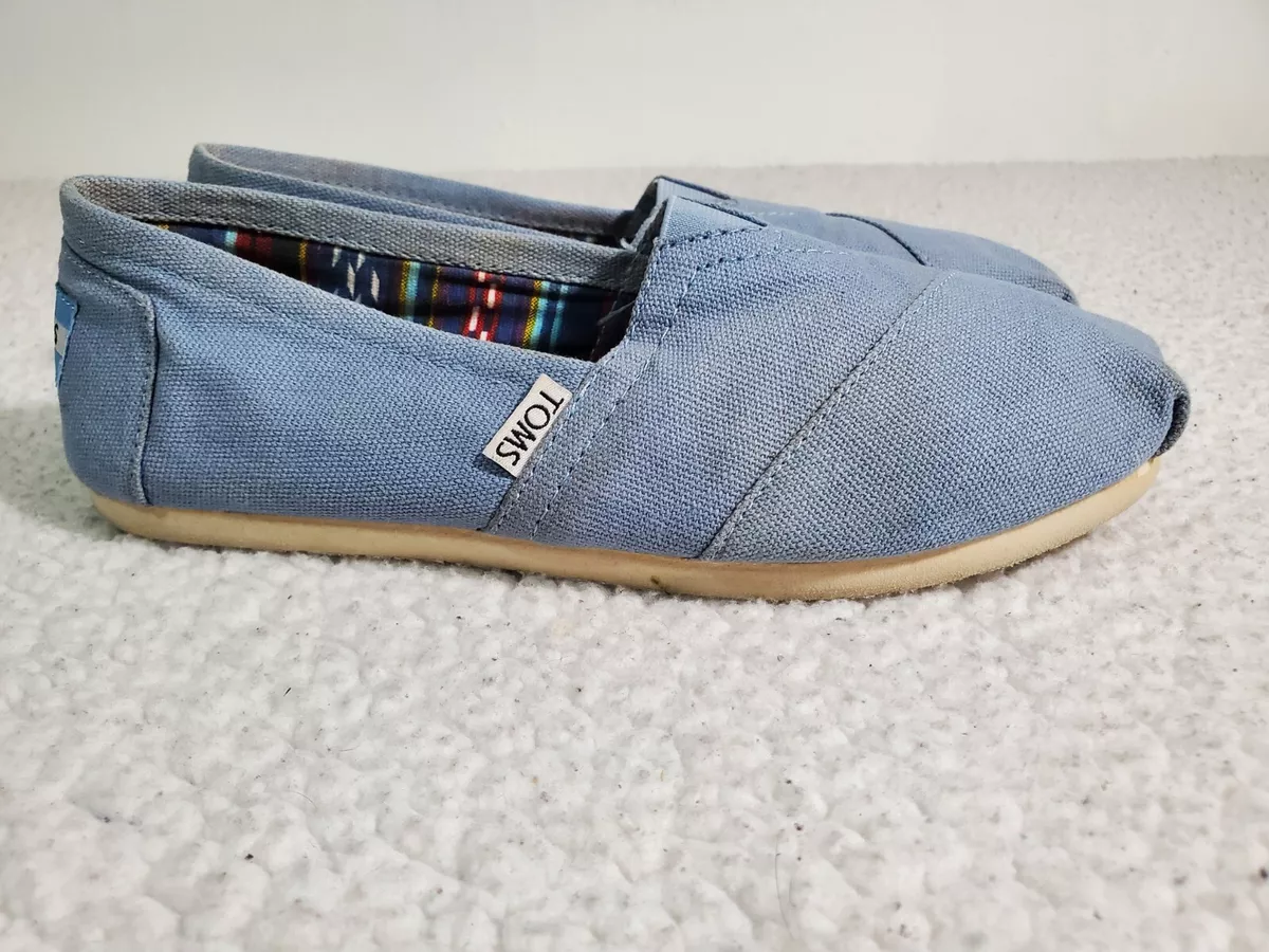 Toms Shoes Size 6.5 Womens Classic Solid Light Blue Canvas Slip On Flats