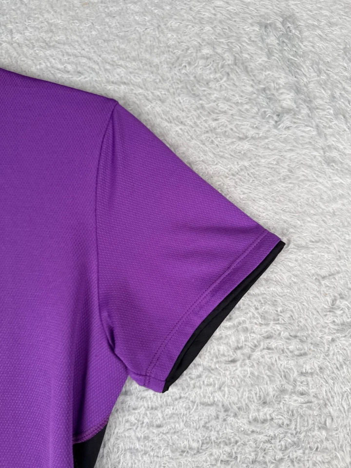 Camiseta Dakine Ciclismo Feminina Média Roxa Preta Manga Curta Bolsos de Poliéster - Imagem 2 de 4