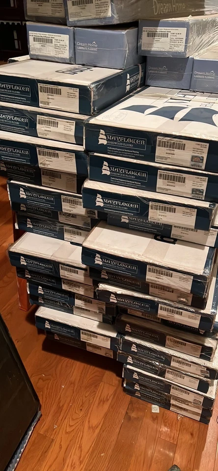 Mayflower Hardwood Hickory English Walnut 5/16” X 5” - Image 2 of 4