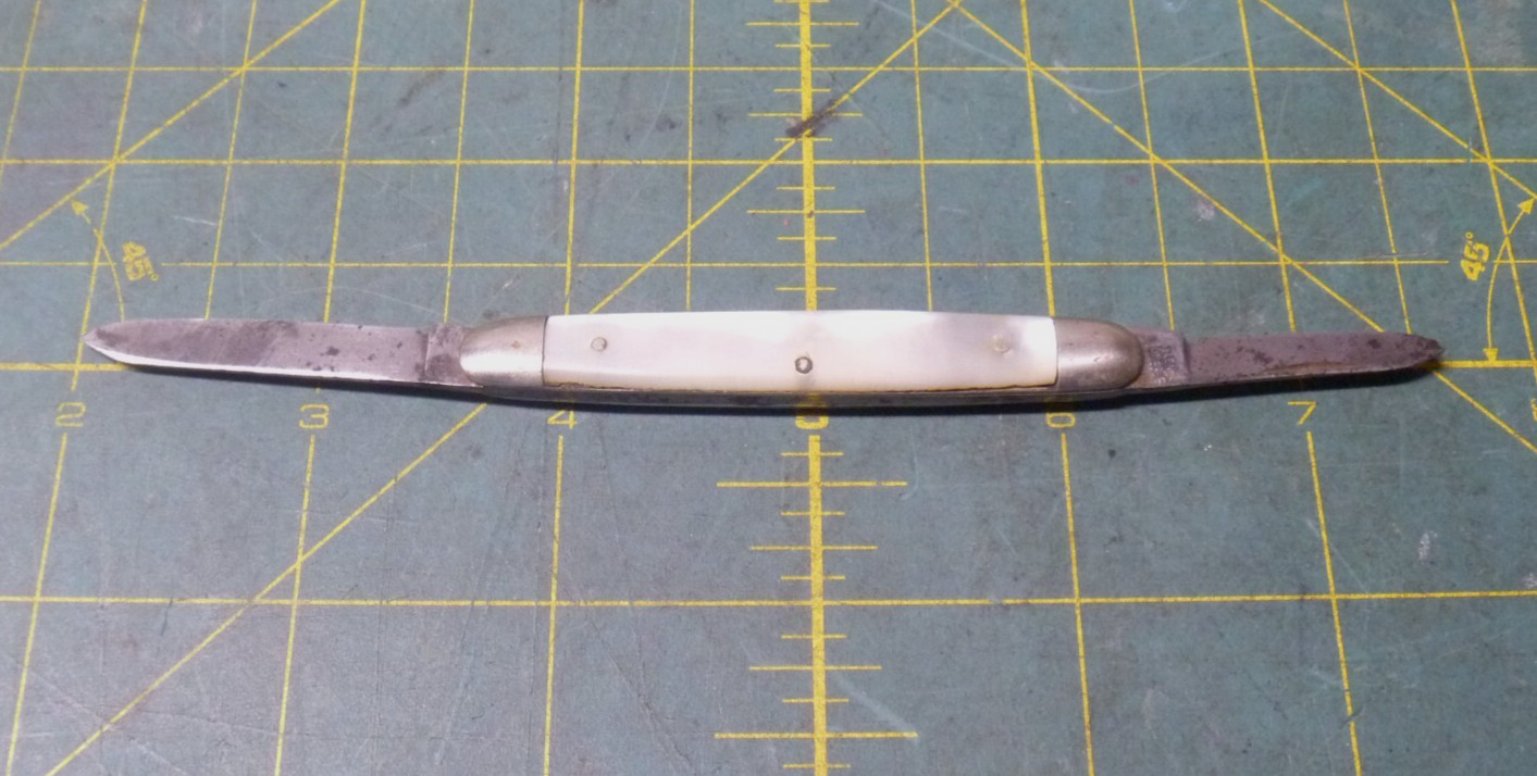 Vintage Challenge Cutlery Company USA Mother of Pearl 2 Blade Pen Knife