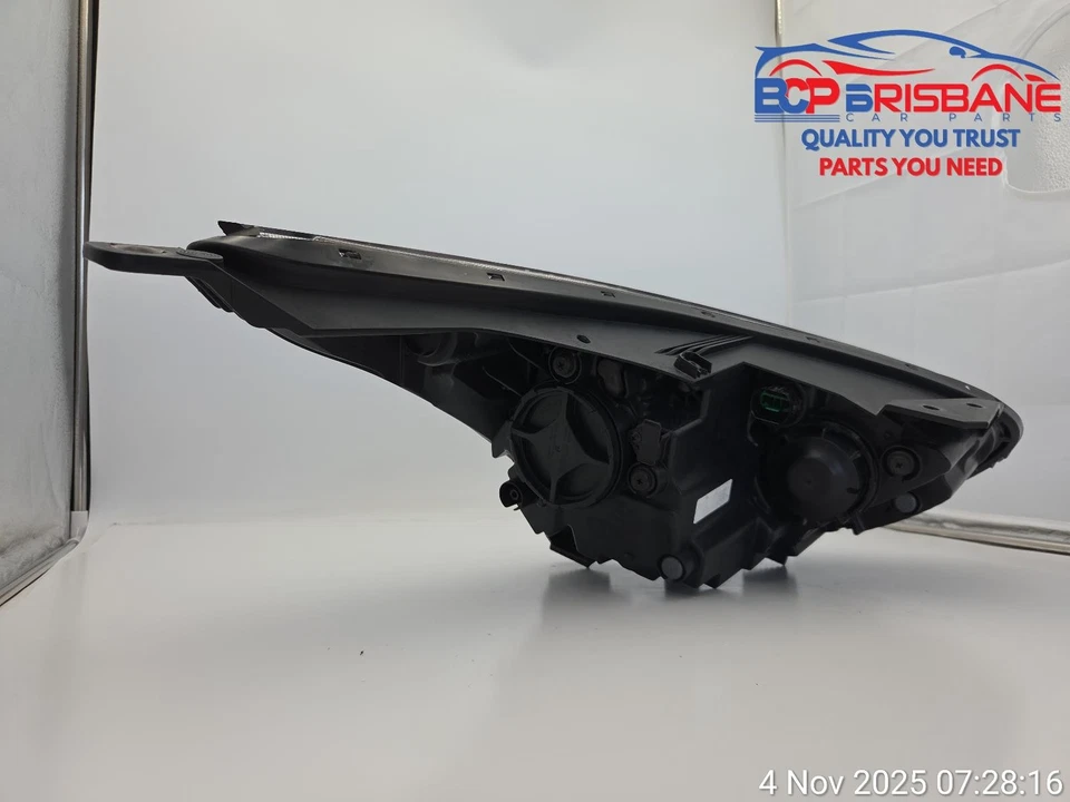 KIA CERATO 2018-2021 LEFT HEADLAMP Hatchback - image 4 of 4