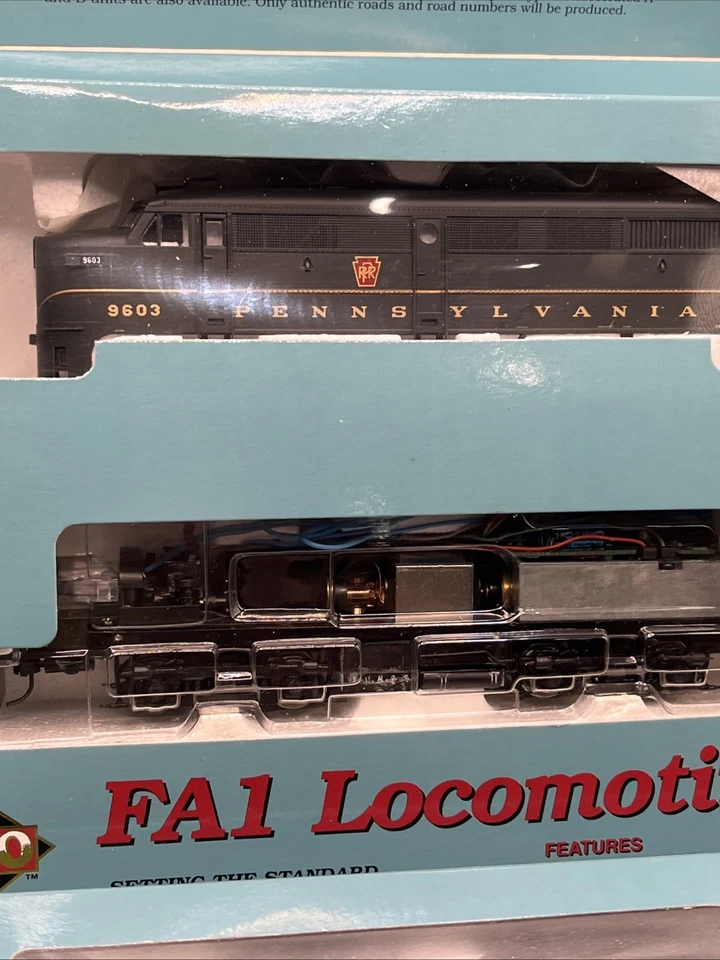 Proto 2000 Limited Edition #9603 FA1/FB1 Units Diesel DCC Added to both, Pennsy. - Image 2 of 4