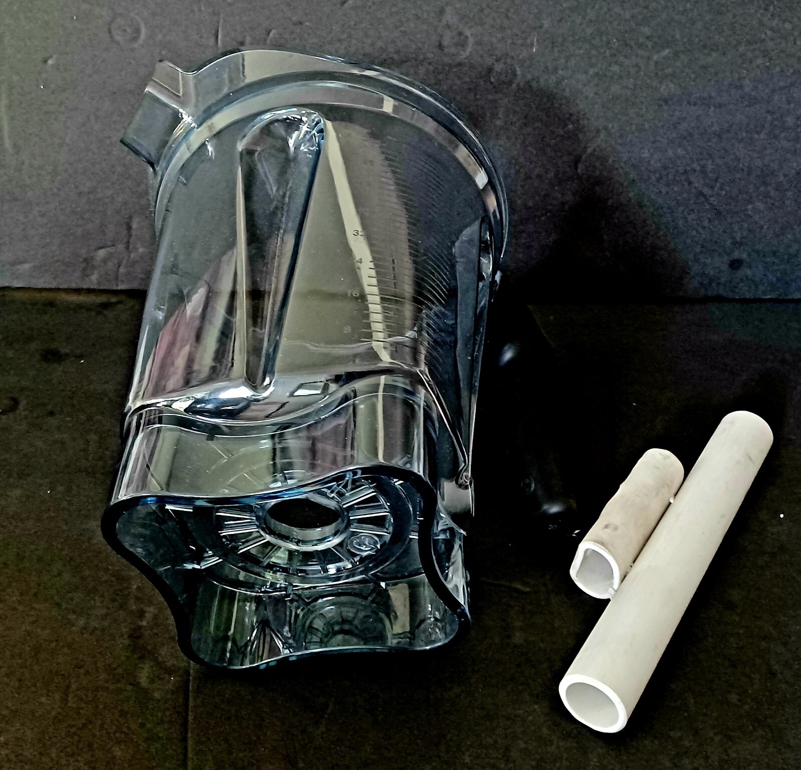 NEW 64oz LOW PROFILE CONTAINER FOR VITAMIX, CONTAINER ONLY, NO LID,NO