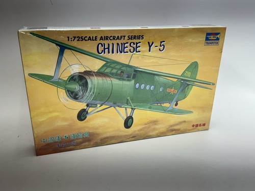 Kit Maquette Avion Antonov An-2 Colt / Nanchang Y-5 – Échelle 1/72 – Marque Trumpeter (réf. 01602) – Pièces Détaillées