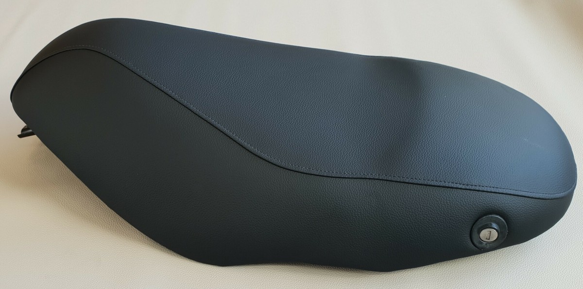 Black Seat Cover For Piaggio Zip 50 CCM – Fits ZIP CAT Scooter – Made In Italy, Faux Leather