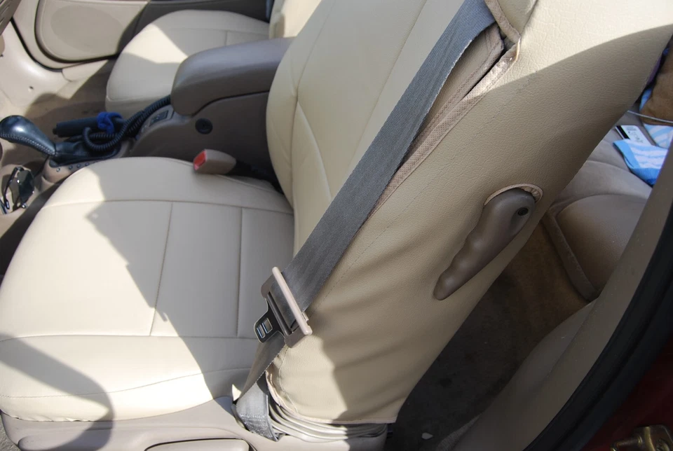 para CHRYSLER SEBRING 96~06 CONVERTIBLE S. CUERO AJUSTE PERSONALIZADO 2 FUNDAS ASIENTO DELANTERAS Foto 3 de 4