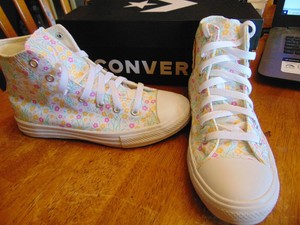 pink gold converse
