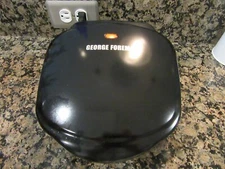 Super Clean George Foreman GR10B 2 Serving Grill Lean Mean  Machine!  See Video