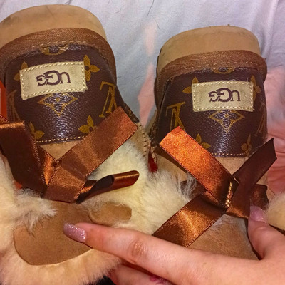 UGG Louis Vuitton Women s /Bootie Bow US 7