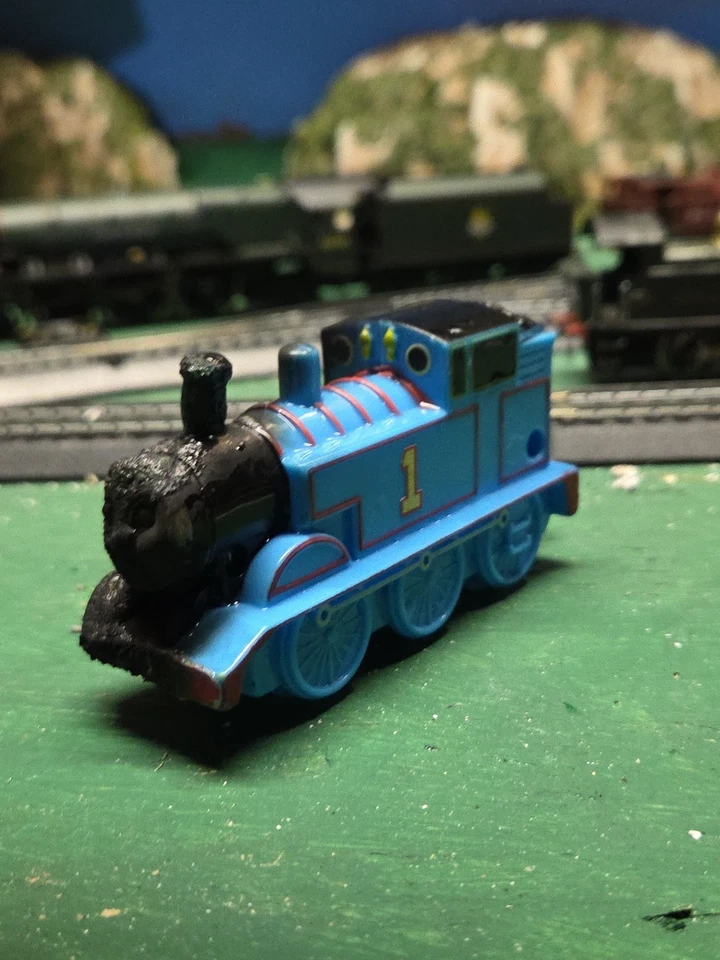 Crispy Thomas (THIS LISTING HAS 95% OF ITS EARNINGS GOING TO CANCER RESEARCH!!) - Image 4 of 4