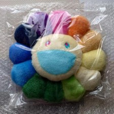 Takashi Murakami Kaikai Kiki Flower Cushion Pillow Rainbow White 30cm Japan F/S