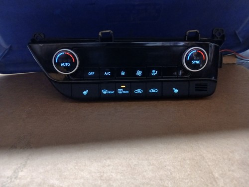 2020-2023 OEM Hyundai Elantra HVAC Digital Temp Climate Control Unit - Picture 4 of 7