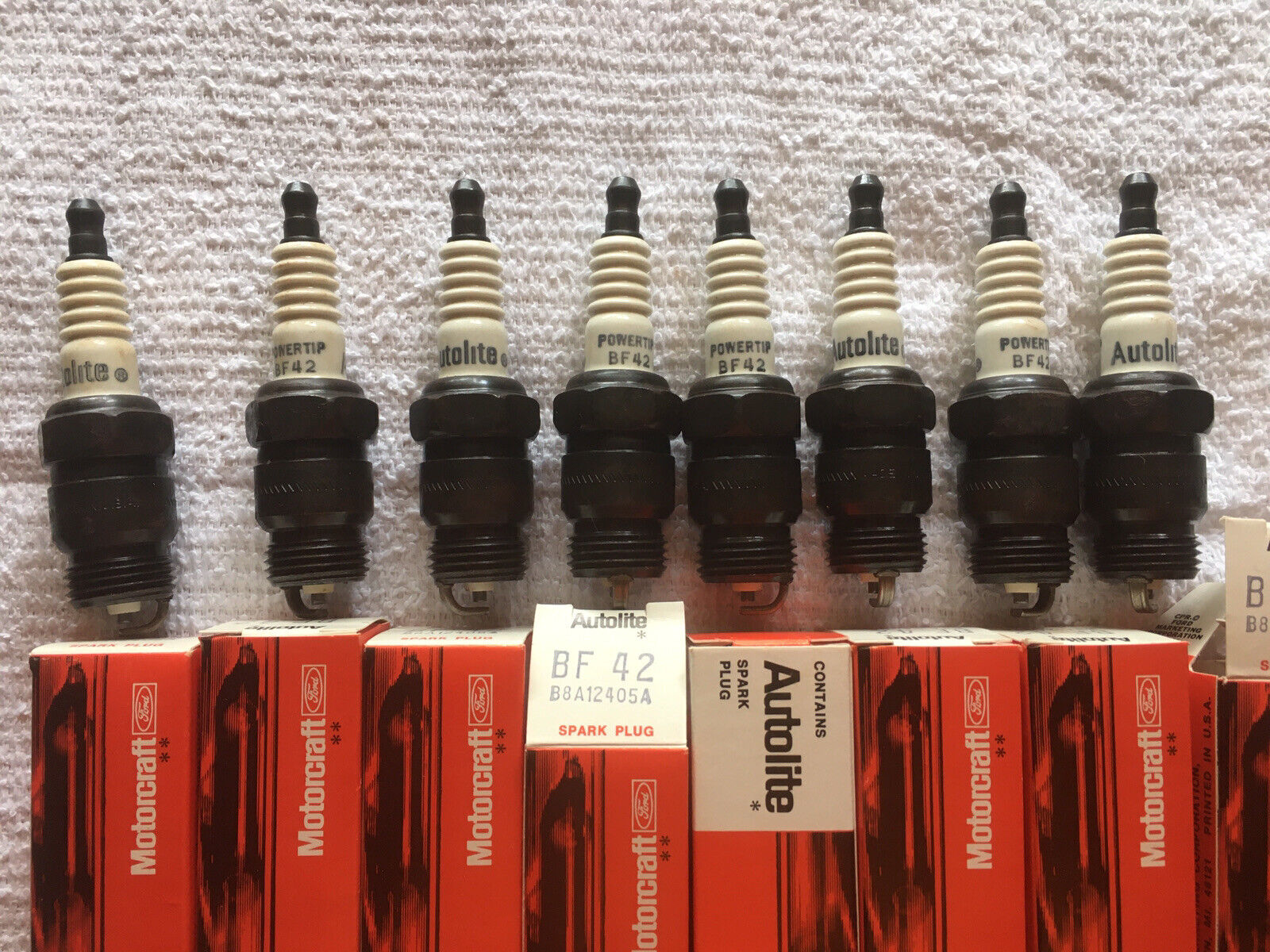 Spark Plug Ford 58 70 V8, Motorcraft Bf42, 221, 260, 289, 302, 351