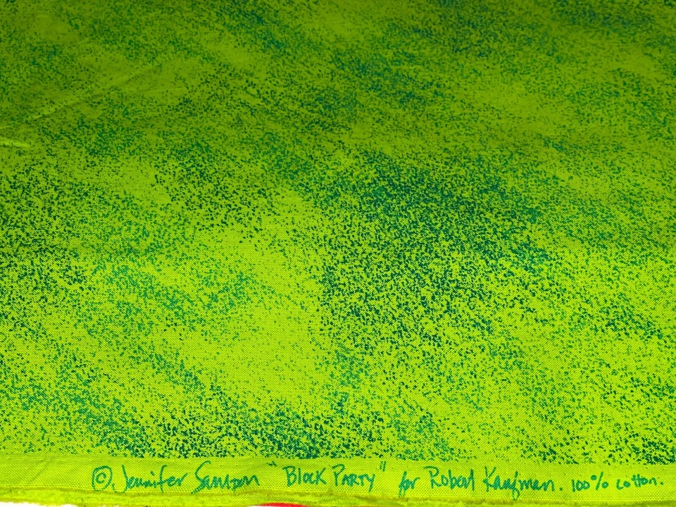 Tela de edredón de algodón tono sobre tono verde lima Kaufman "Block Party" de 1/2 yarda BTHY Foto 2 de 4