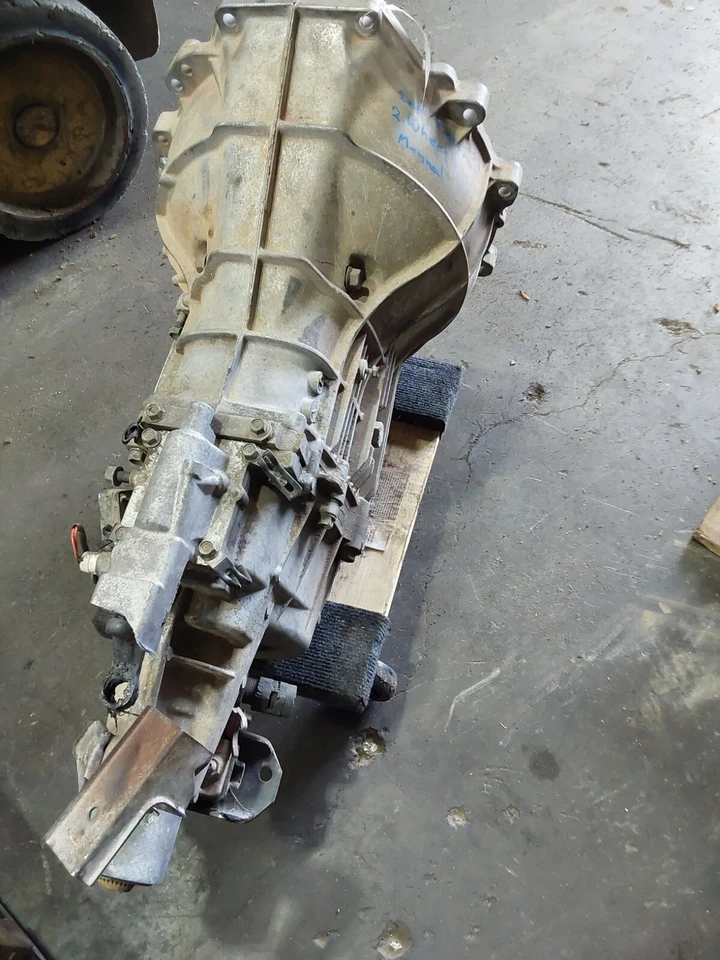 ISUZU RODEO 2001 2,2 L V4 conjunto de transmisión manual OEM Foto 2 de 4