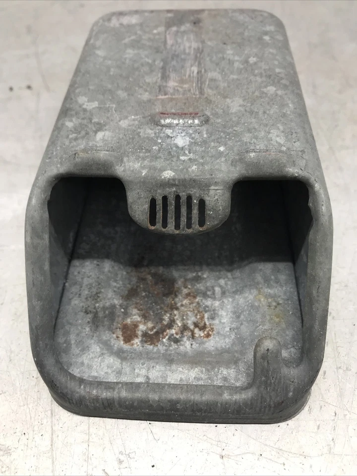 73 - 87 Chevy GMC Pickup Truck Blazer Suburban Ash Tray K10 C10 K20 C20 - Imagem 3 de 4