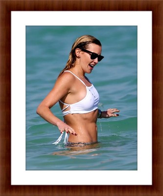 Katie Cassidy 8.5 x 11 Candid Color Unframed Collectable Photograph