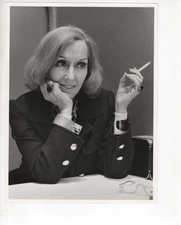 Gloria Swanson Smoking in Rome 1969 Orig 7x9.5 Photo
