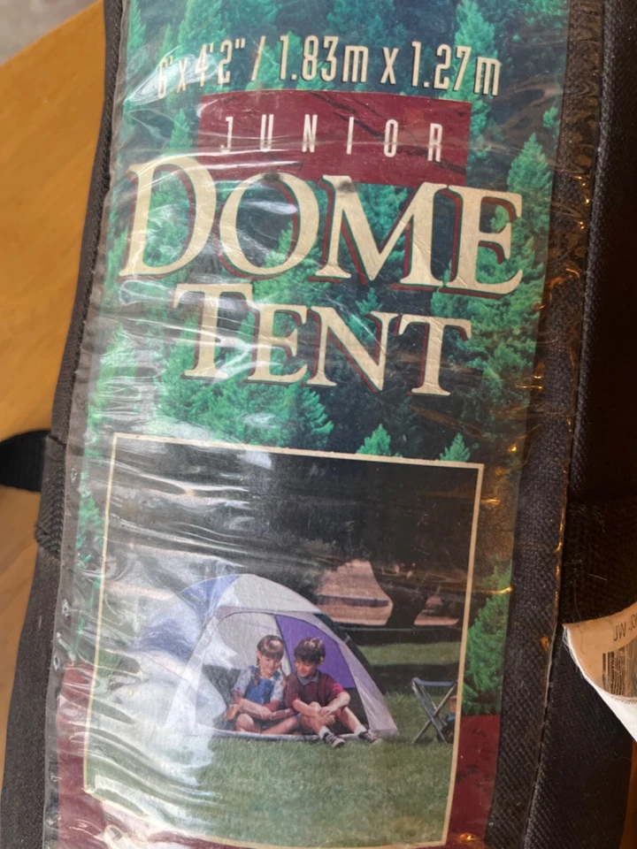 Tienda domo Ozark Trail Scout Junior 6' x 4'2"" marrón duermen dos con estuche con cremallera... usada Foto 2 de 4
