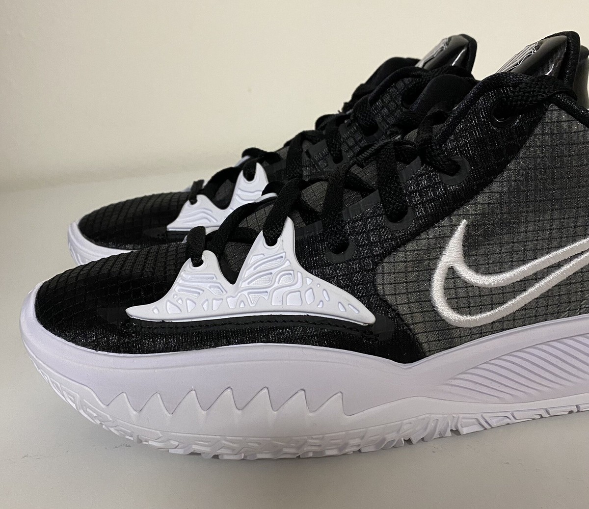 Size 9 - Nike Kyrie 4 TB Low Black White for sale online | eBay