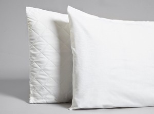 cot pillow protector