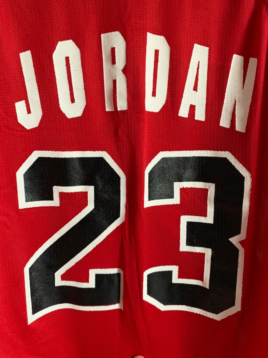 Chicago Bulls Vintage 90s Basketball Jersey Champion NBA JORDAN
