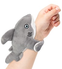 SLAP BRACELET PLUSH - SHARK