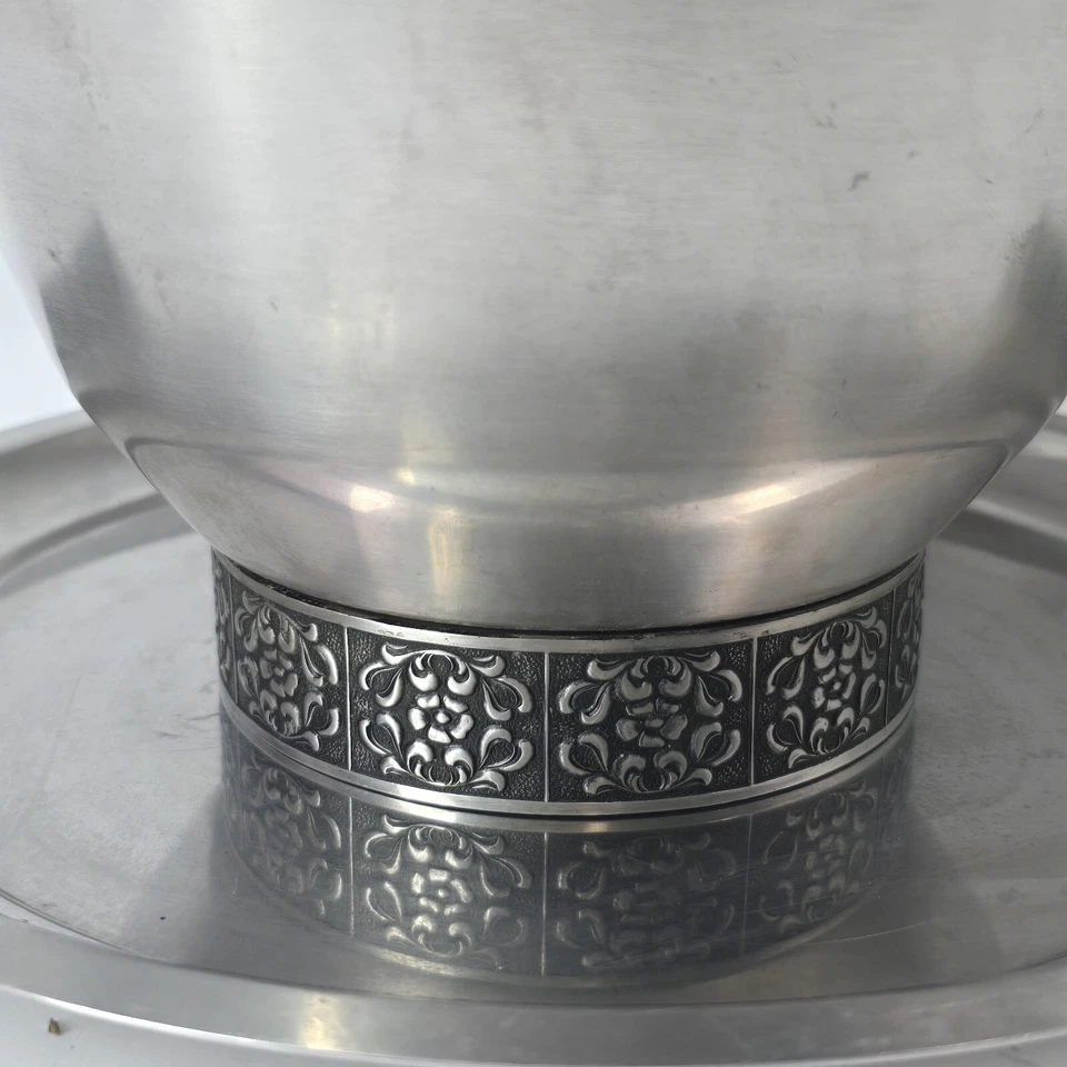 Antiga tigela e bandeja para salada de aço inoxidável Stanley Roberts. gravura floral intrincada - Imagem 3 de 4