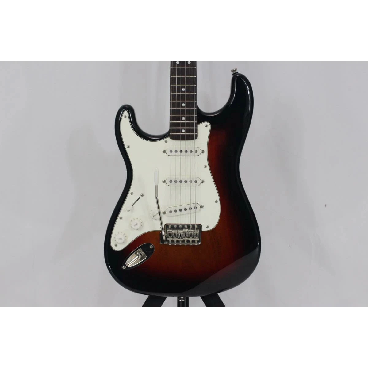 Squier Classic Vibe 60s Stratocaster for sale | eBay