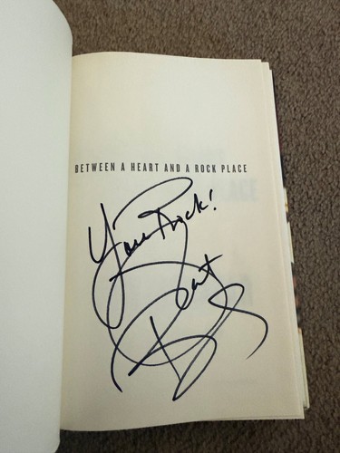 Pat Benatar between a heart and a rock place autographed book - Picture 2 of 2