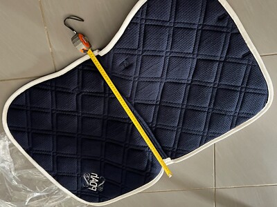 Tapis De Selle PDAH Pour Cheval - 60 X 102 Cm Déplié - Neuf