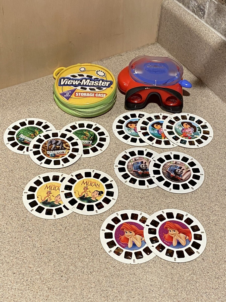 View-Master Viewer, Reels and Carrying Case Lot Pre-owned