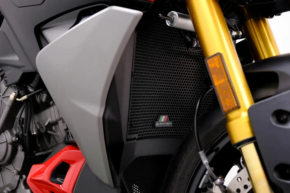 Ducati Streetfighter V2 & S (2025 - On) Radiator Guard Evotech Performance - Image 2 of 3