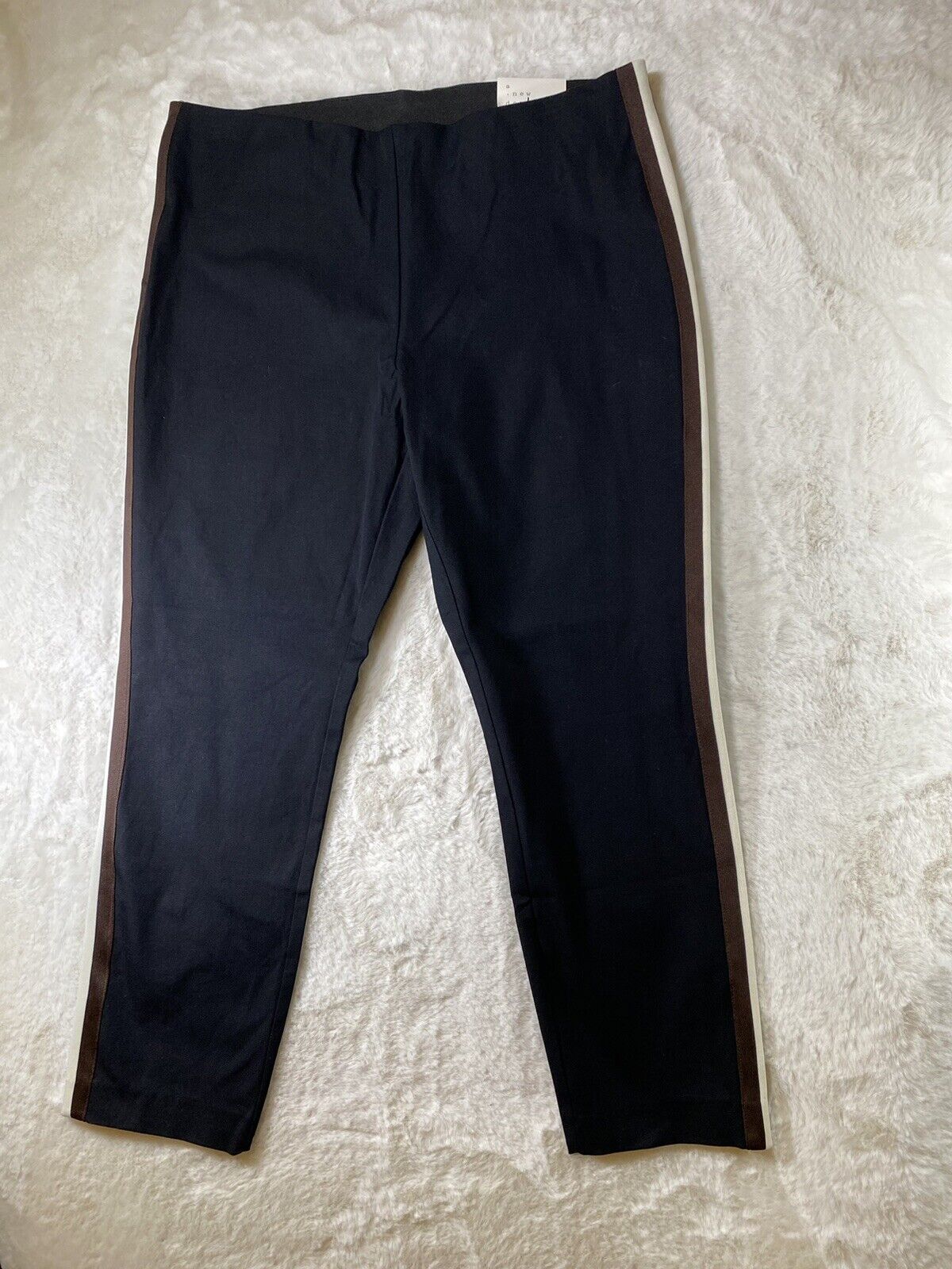 A New Day Pants Women's size 16 R High-Rise Skinny Ankle Black Side Stripe  NEW