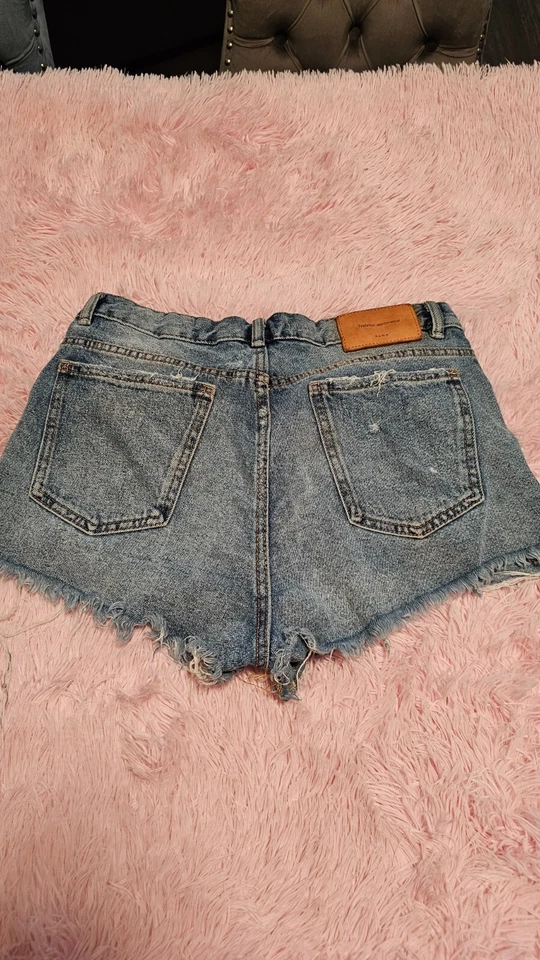 Pantalones Cortos Zara Mujeres Azul Algodón Dobladillo Crudo Envejecido Trafaluc Denimwear 03 Talla Foto 3 de 4