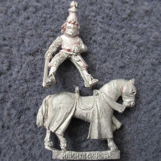 2T 1985 F7 Feudal Cavalry Sir Bryan the Bold Empire Warhammer Bretonnian Knight