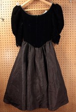 RARE vtg Gunne Sax Jessica Mcclintock dress 5 velvet top goth cottagecore